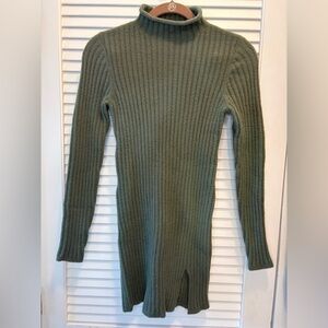 Wilfred by Aritzia Sage Green Ribbed Turtleneck Sweater